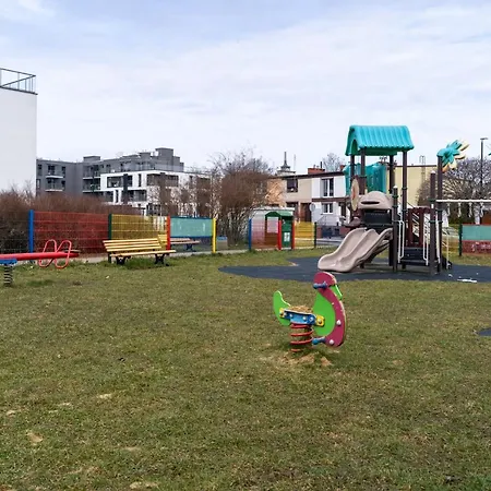 Lotte - Parking Podziemny, Osiedle Strzezone 아파트 글리비체