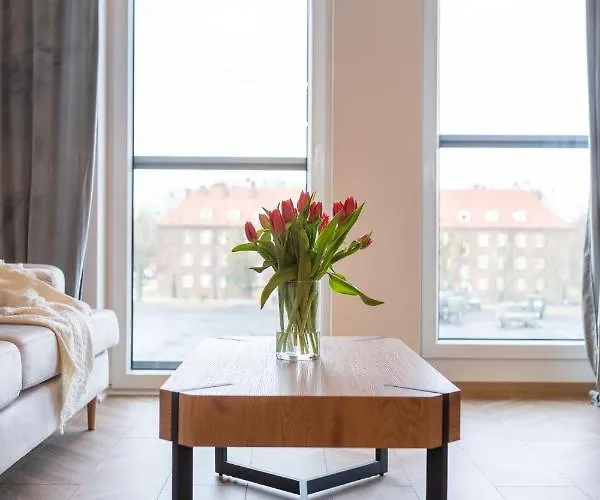 Lotte - Parking Podziemny, Osiedle Strzezone *